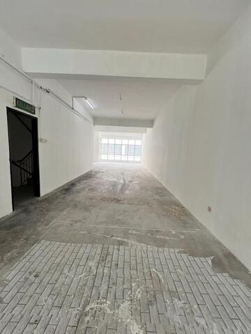 CONNAUGHT AVENUE image