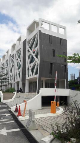 Wisma Damai 12 Alam Damai  image