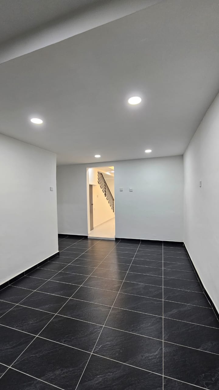 Taman Johor Jaya 2 Sty Low Cost,Jalan Seroja,Johor Bahru,Renovated image