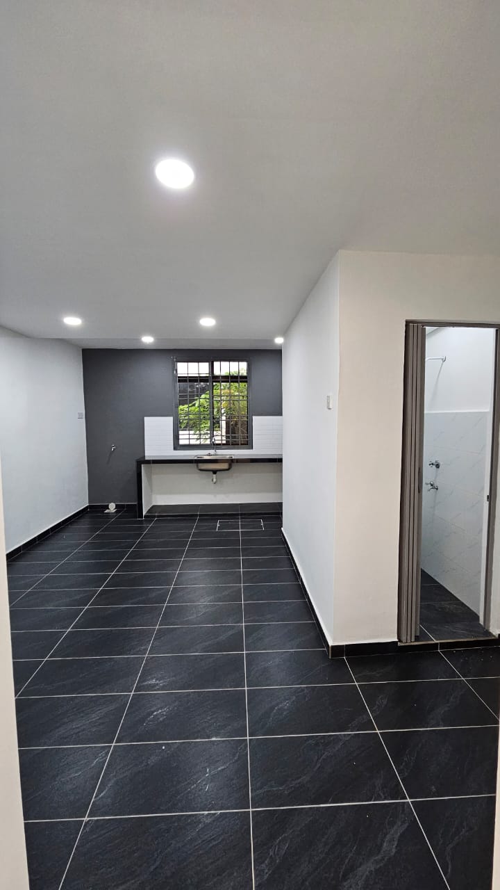 Taman Johor Jaya 2 Sty Low Cost,Jalan Seroja,Johor Bahru,Renovated image