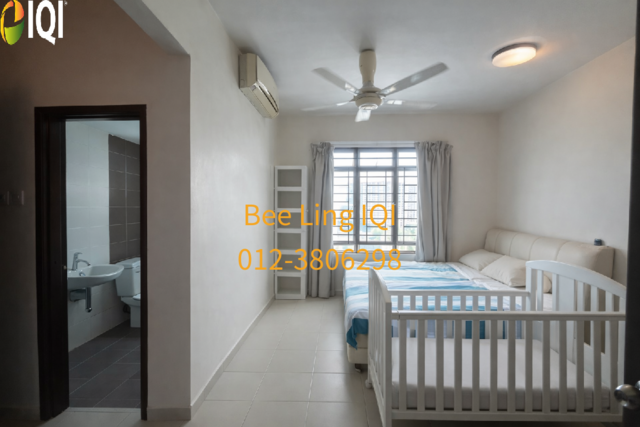Villa Park Condominium image