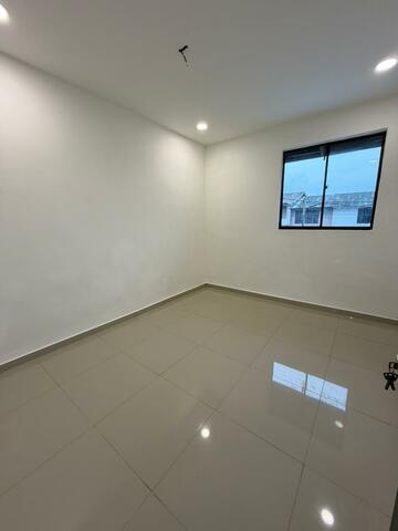 Taman Johor Jaya 2 Sty Low Cost,Jalan Seroja,Johor Bahru,Renovated,Full Loan