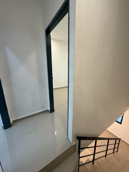 Taman Johor Jaya 2 Sty Low Cost,Jalan Seroja,Johor Bahru,Renovated,Full Loan
