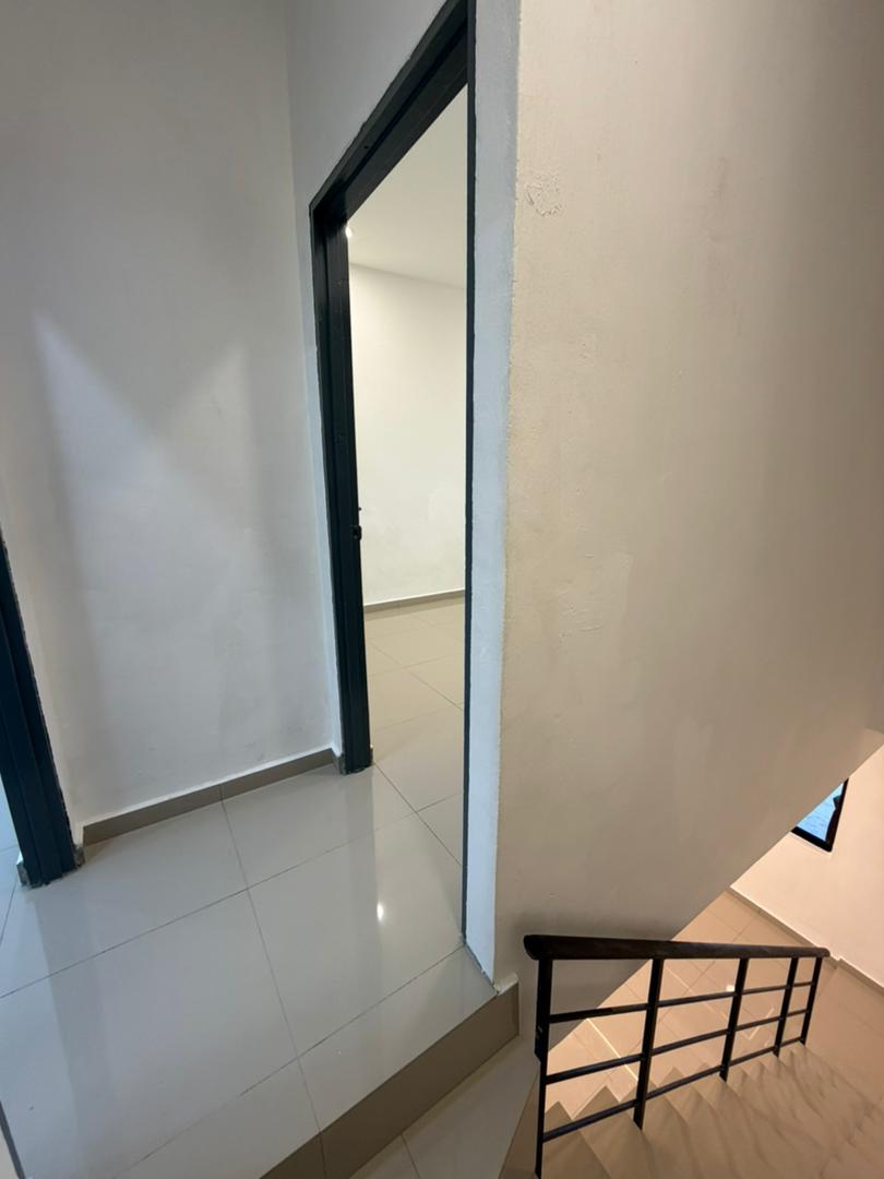 Taman Johor Jaya 2 Sty Low Cost,Jalan Seroja,Johor Bahru,Renovated,Full Loan image