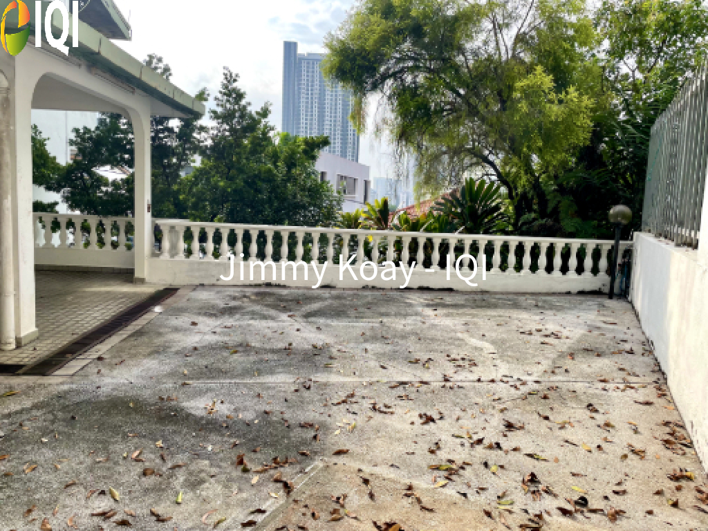 Bungalow @ Taman Desa image