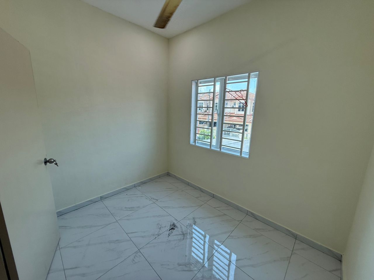 Taman Sri Muhibbah 2 Sty Terrace,Jalan Bunga Kertas,Kulai,Renovated image