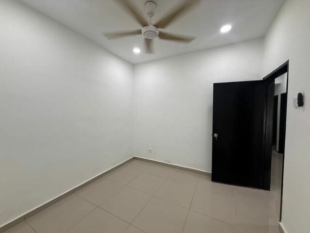 Taman Puteri Wangsa 1 Sty Terrace,Jalan Badik,Ulu Tiram,Renovated,Unblock View image