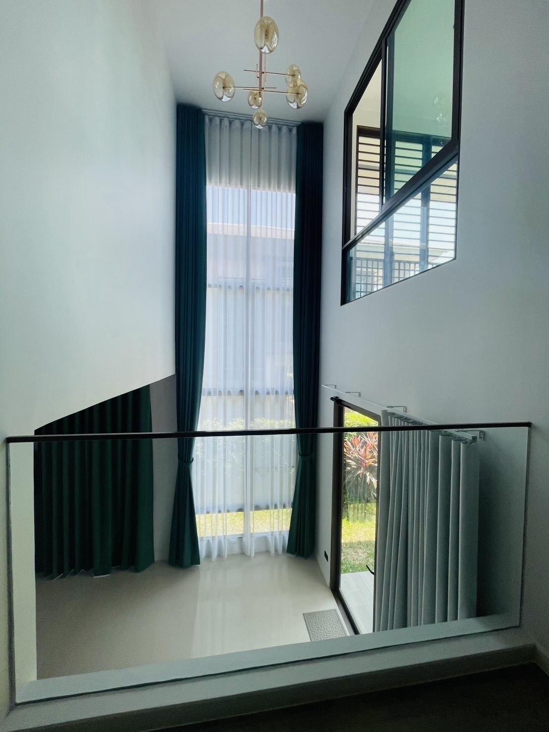 Luxury 2-story detached house for sale in Burasiri Krungthep Kreetha near Airport Rail Link and Brighton International School. image