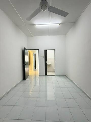 Taman Kota Masai 1 Sty Terrace,Jalan Bacang,Pasir Gudang,Renovated image