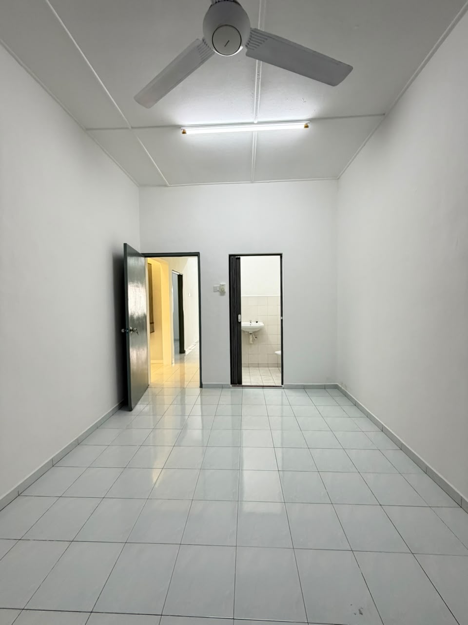 Taman Kota Masai 1 Sty Terrace,Jalan Bacang,Pasir Gudang,Renovated image