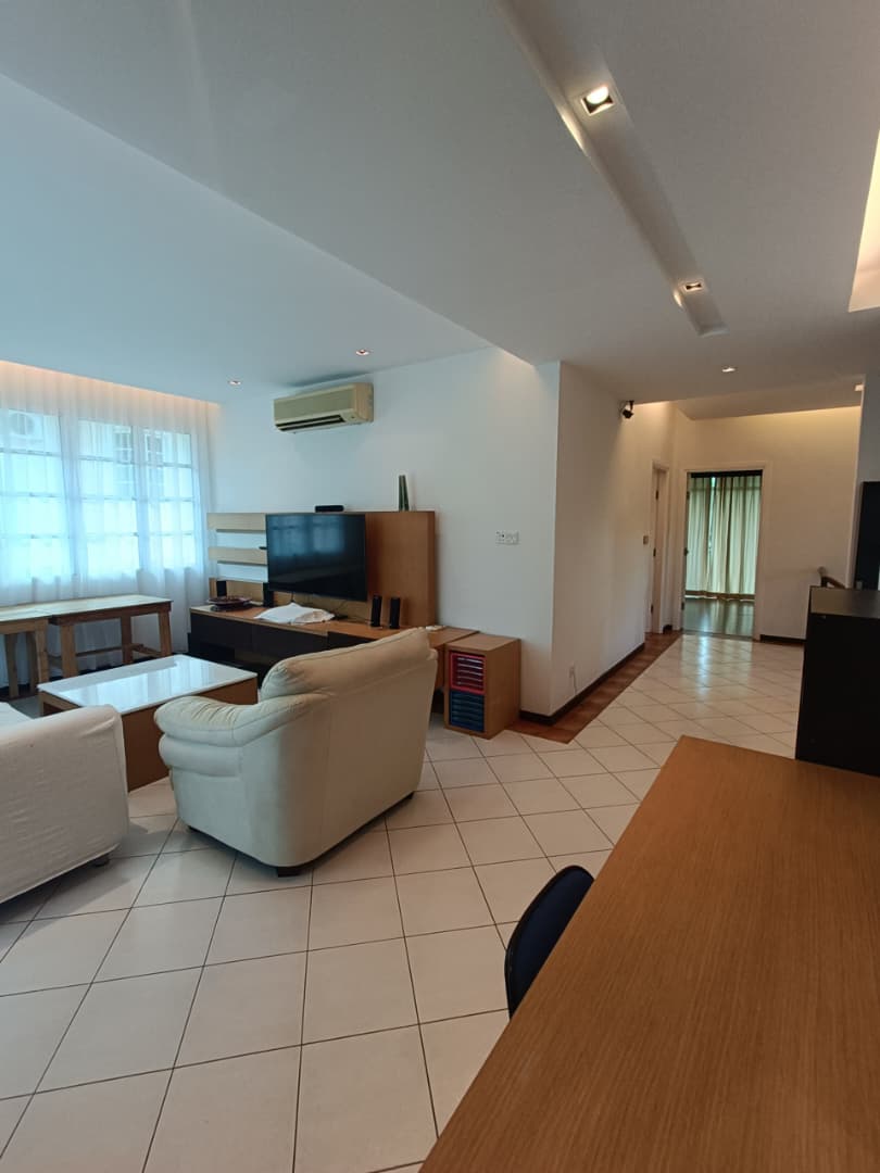 COUNTRY HEIGHT KIANSOM BUNGALOW image