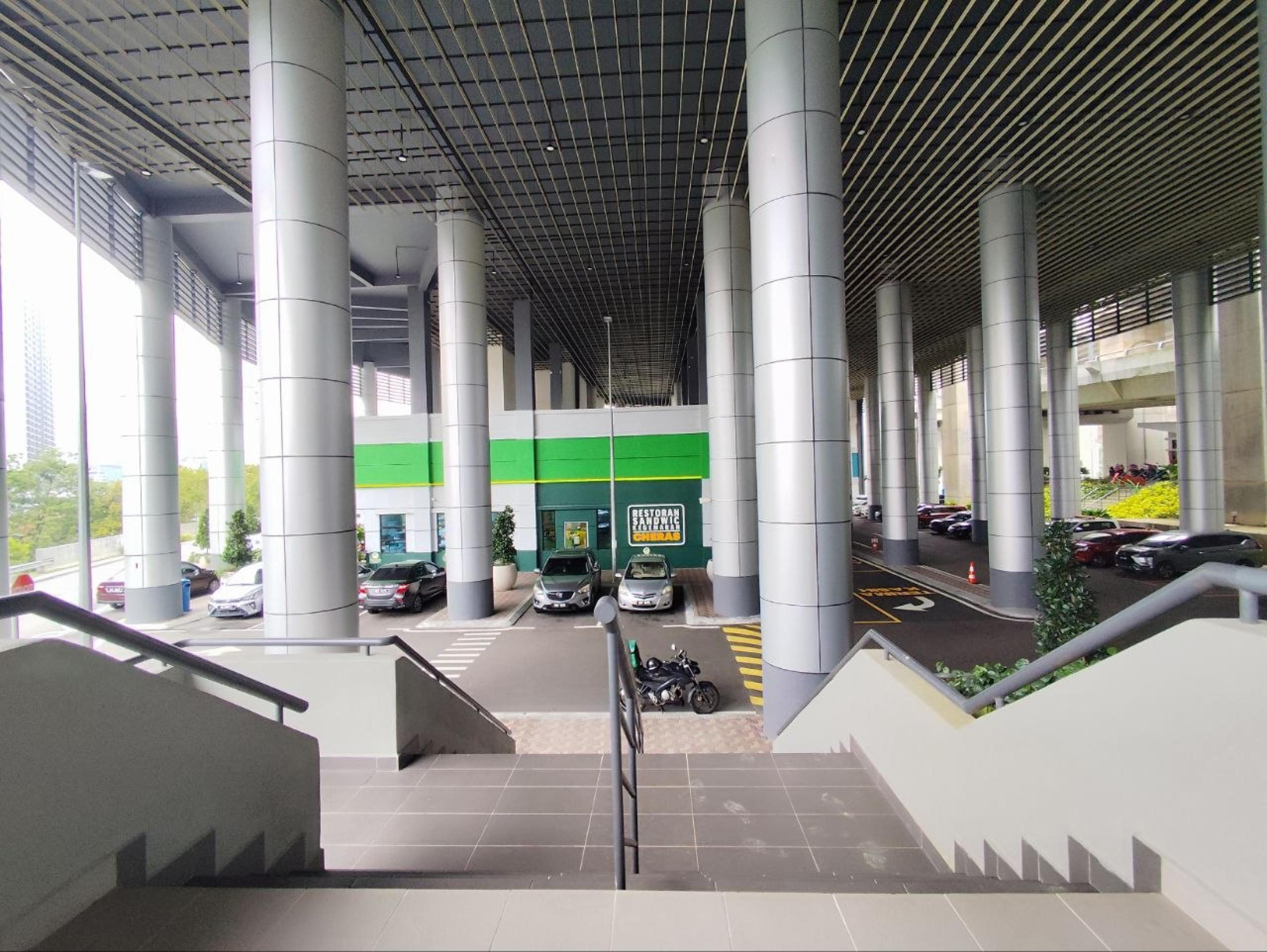 Alam Damai SUKE Highway F&B Shop image