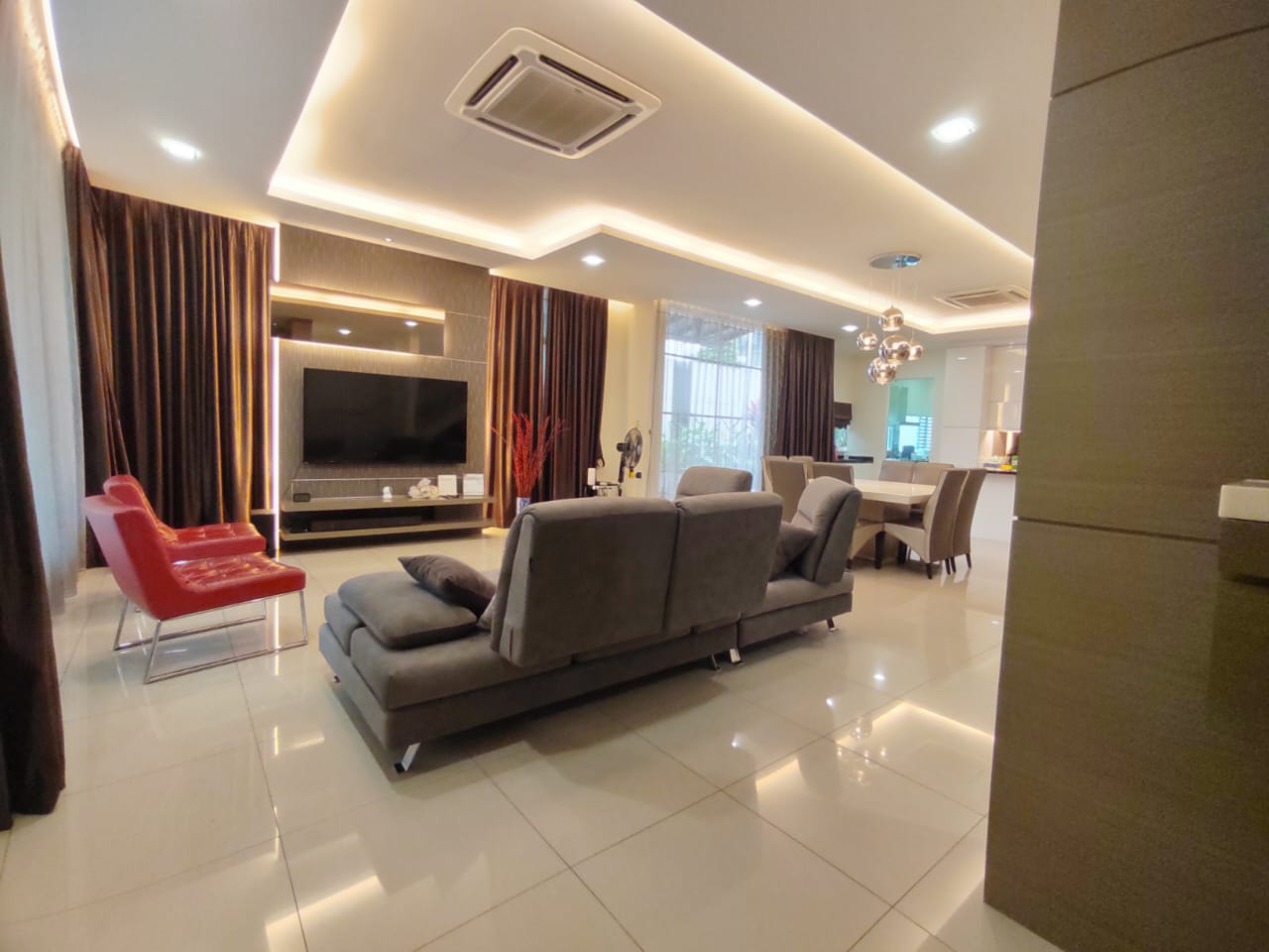 Jacaranda Garden Residence image