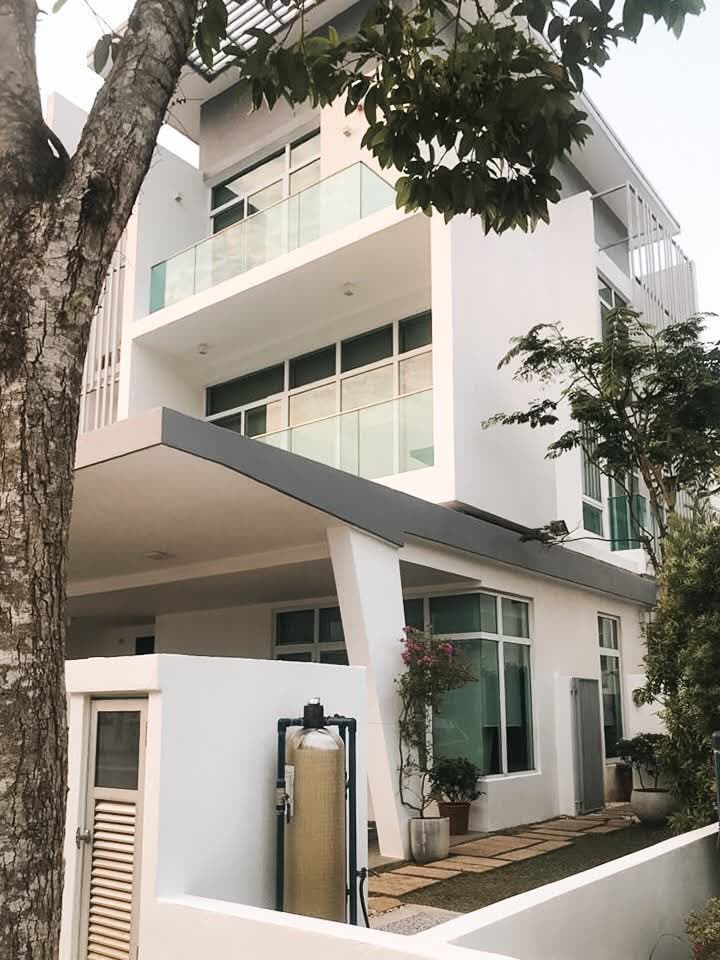 Clover Garden Residence image