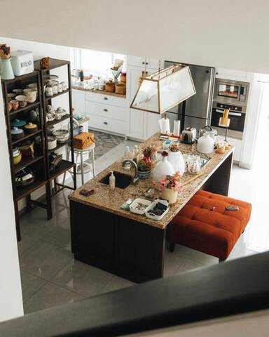 Clover Garden Residence image