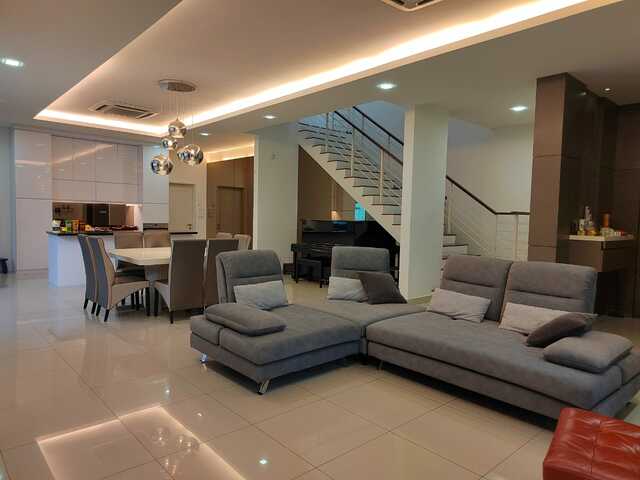 Clover Garden Residence image