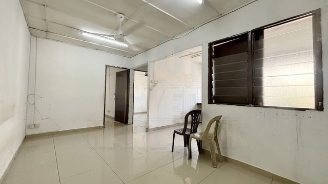 Desa Petaling Flat image