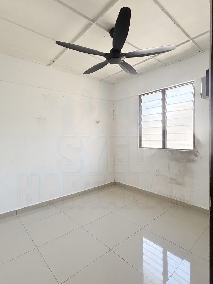 Desa Petaling Flat image