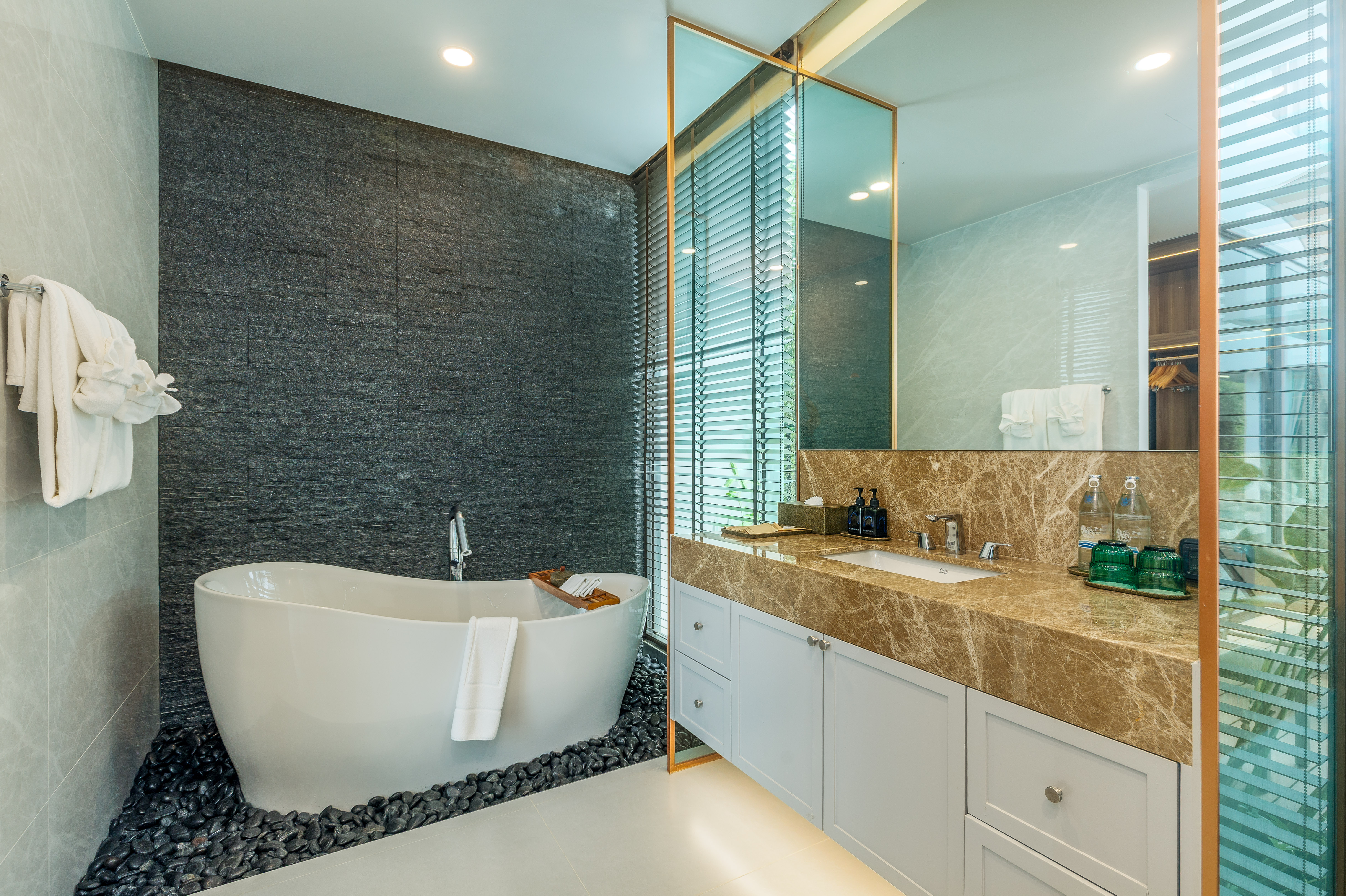 Limited-Time Mid-Year Promotion – Save 5 Million THB! Luxury Pool Villa in Rawai, Phuket image