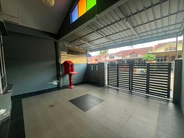 Taman Bestari Indah Single Storey Terrace,Jalan Bestari,Ulu Tiram,Renovated image