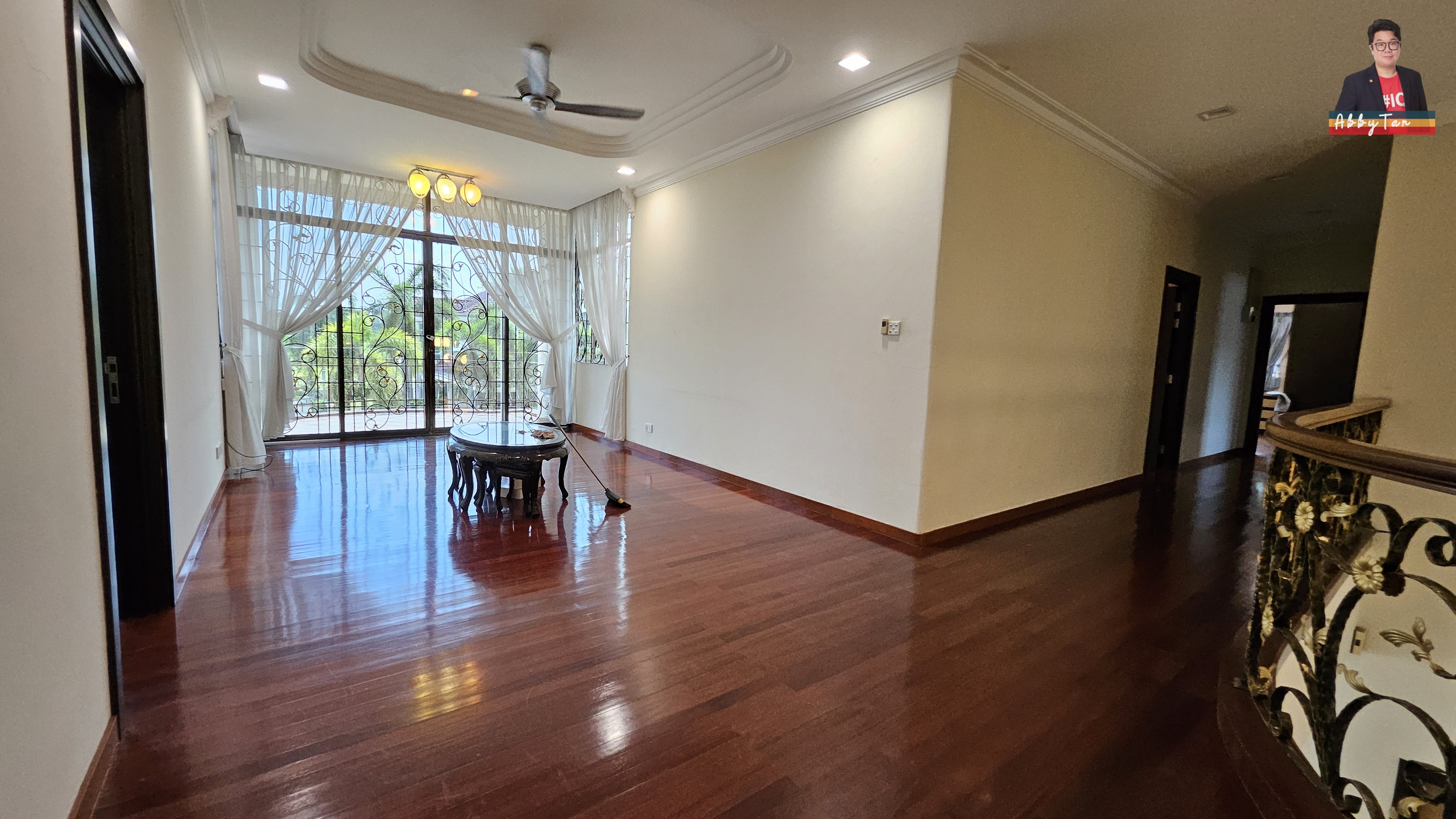 WOW! Huge Prestige Bungalow For Rent in Kolombong | 18,038 sqft Land image