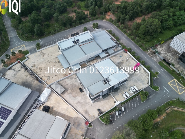 23ksf SENDAYAN TECHVALLEY Seremban freehold semi d factory sales/rent image