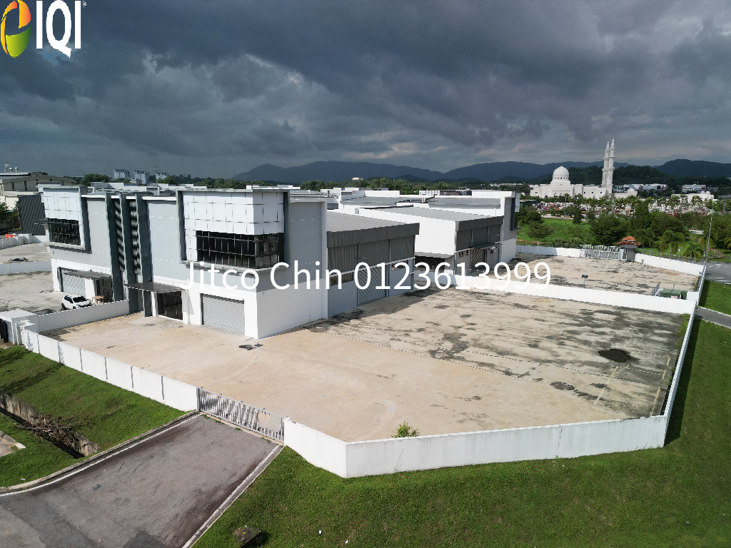 23ksf SENDAYAN TECHVALLEY Seremban freehold semi d factory sales/rent image