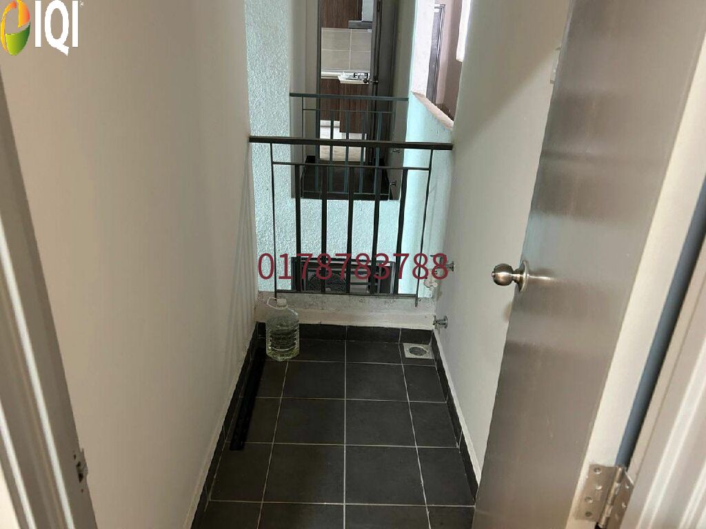 G Residence image