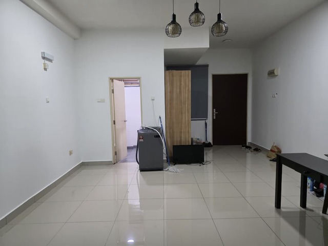 Palazio Serviced Apartment,Mount Austin,Low Floor,Full Loan image