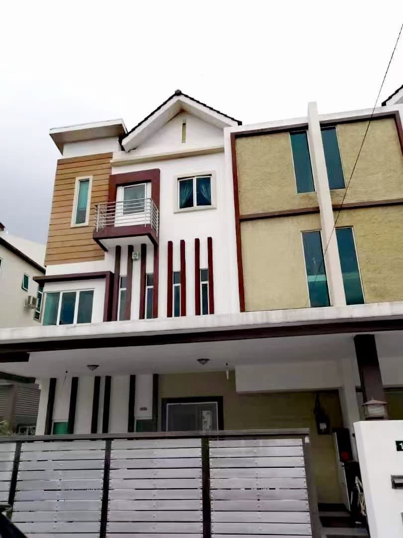 Tasek Square Triple Storey Semi D For Sales image