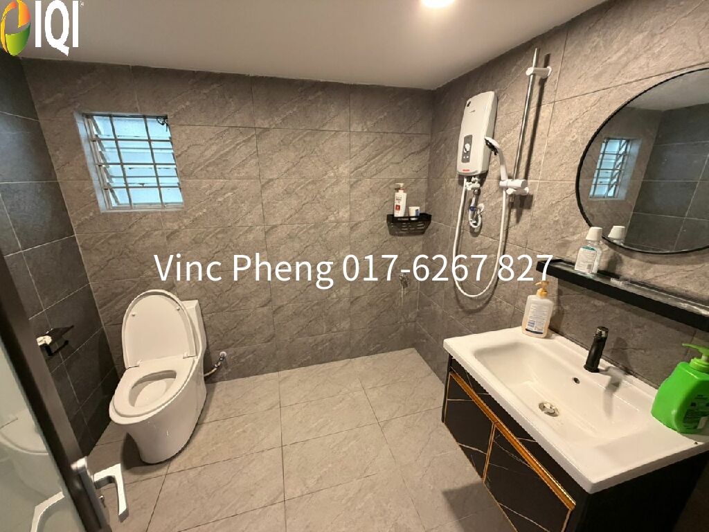 PRIME FREEHOLD Bungalow in MELAKA TOWN Area @ Ujong Pasir image