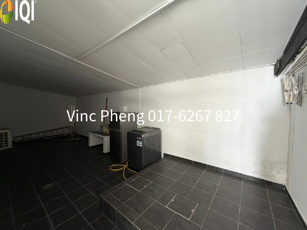 PRIME FREEHOLD Bungalow in MELAKA TOWN Area @ Ujong Pasir image