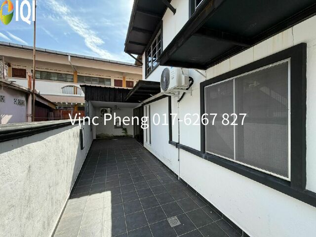 PRIME FREEHOLD Bungalow in MELAKA TOWN Area @ Ujong Pasir image