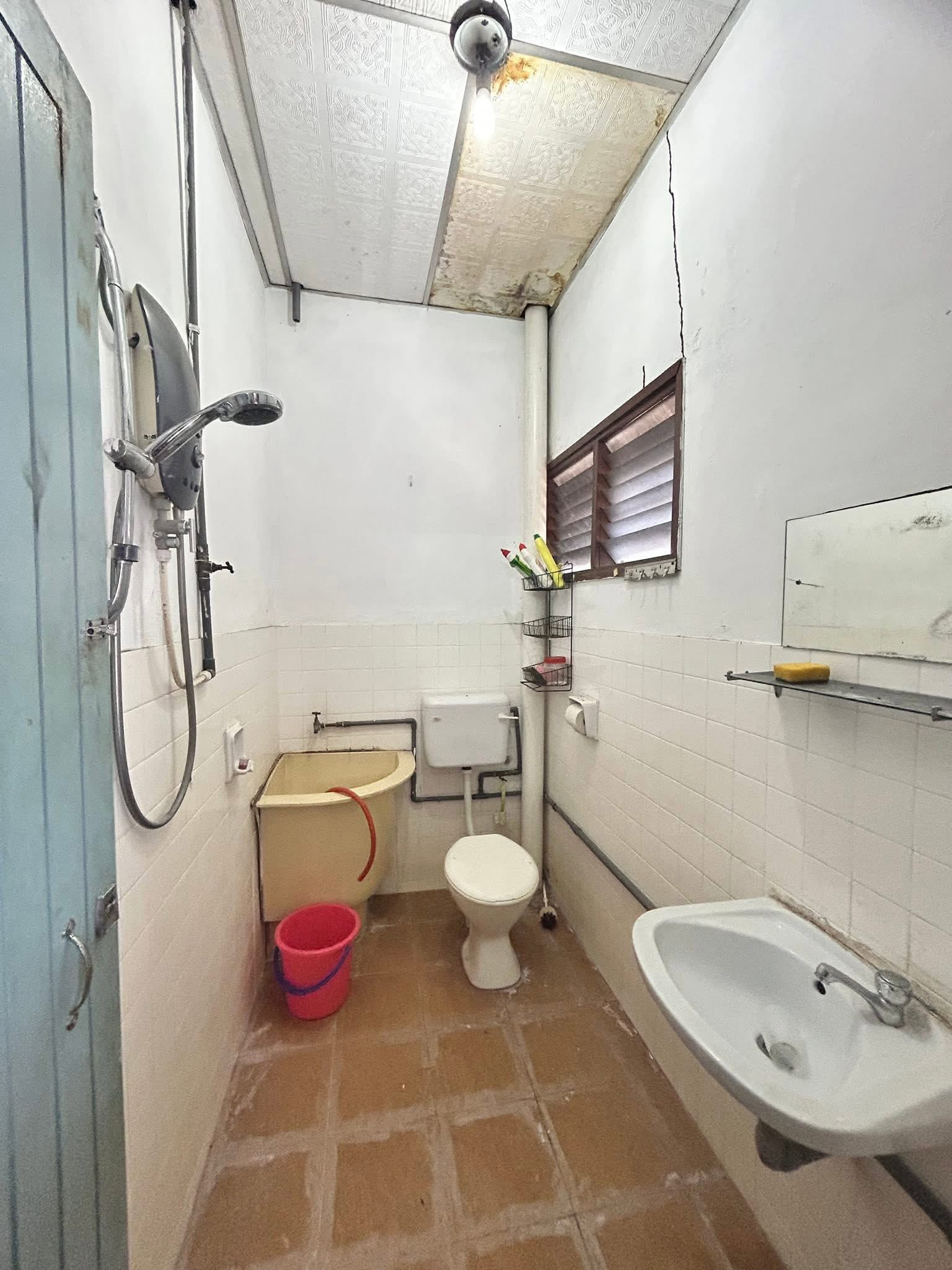 Taman Tasek Aman Near  Bercham Lotus Double Storey Semi D For Sales image