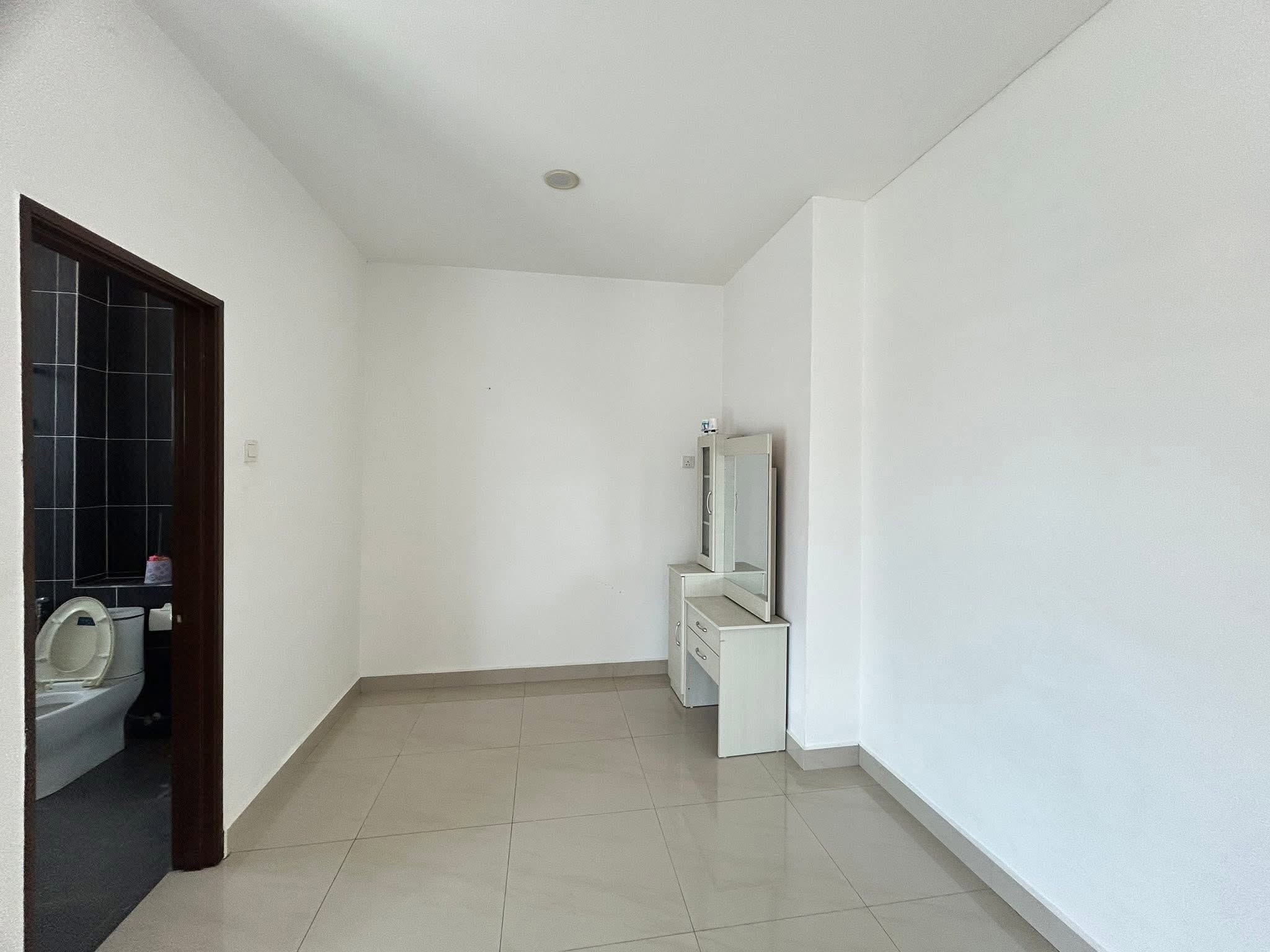 Tasek Nova Double Storey Semi D For Sales image