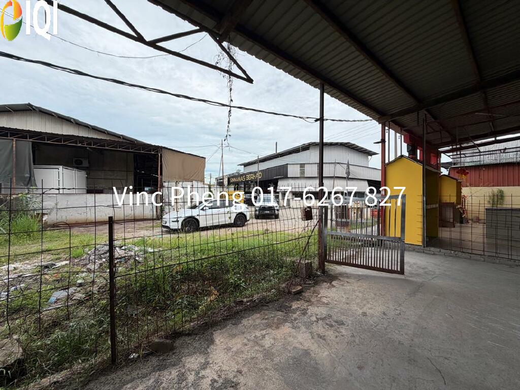 INDUSTRIAL WAREHOUSE 2,880 Sqft with EXTRA LAND @ Malim Jaya, Melaka image