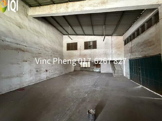 INDUSTRIAL WAREHOUSE 2,880 Sqft with EXTRA LAND @ Malim Jaya, Melaka photo