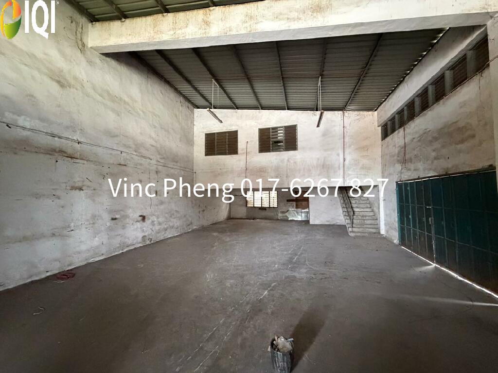 INDUSTRIAL WAREHOUSE 2,880 Sqft with EXTRA LAND @ Malim Jaya, Melaka image
