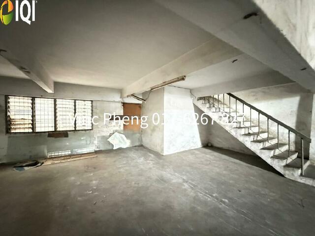 INDUSTRIAL WAREHOUSE 2,880 Sqft with EXTRA LAND @ Malim Jaya, Melaka image