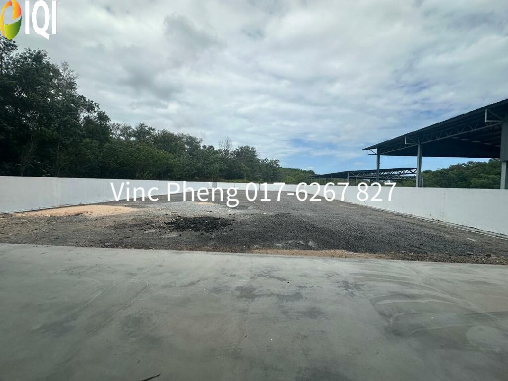 PRIME ROADSIDE Commercial Land with Shelter @ Lebuh AMJ Melaka image