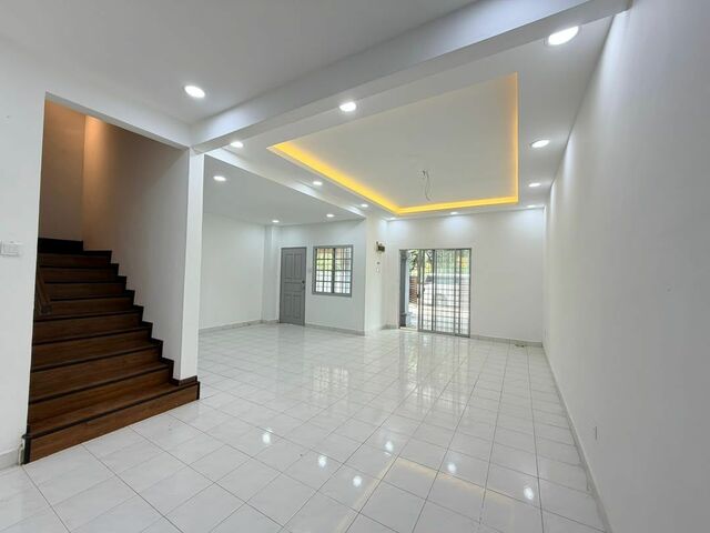 Bandar Putra Kulai 2 Sty Terrace,Jalan Kasawari,Kulai,Renovated,Unblock image