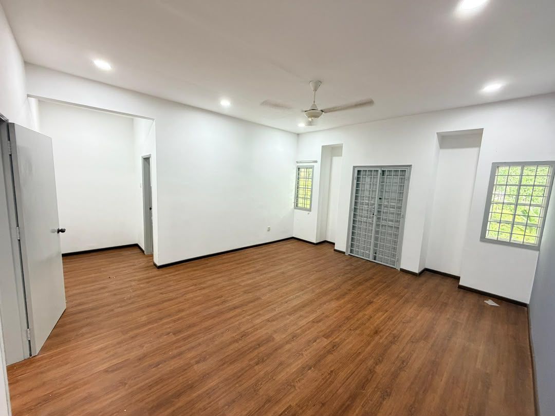 Bandar Putra Kulai 2 Sty Terrace,Jalan Kasawari,Kulai,Renovated,Unblock image