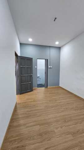 Taman Desa Jaya 1 Sty Terrace,Jalan Danau,Johor Bahru,Renovated