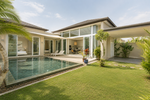 EXCLUSIVE 3-BEDROOM POOL VILLA FOR SALE IN CHERNG TALAY, PHUKET
