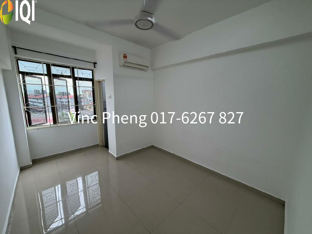 VALUE RENT Apartment with Lift @ Bandar Hilir Melaka image