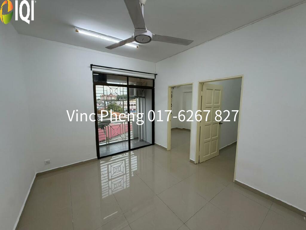 VALUE RENT Apartment with Lift @ Bandar Hilir Melaka image