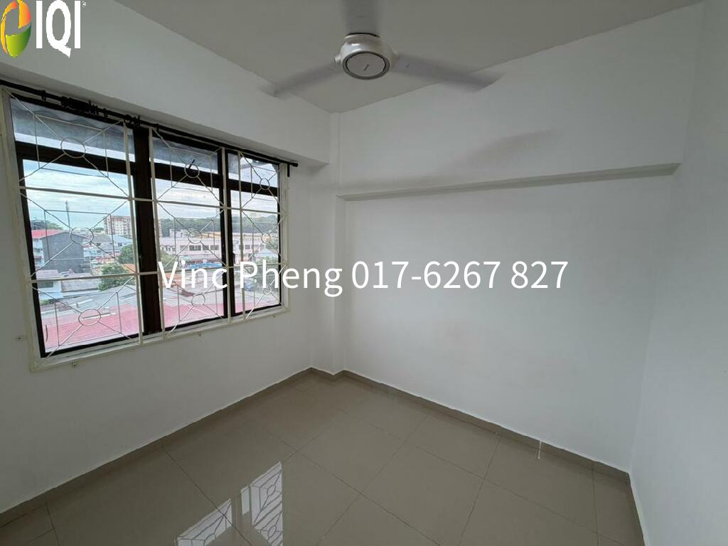 VALUE RENT Apartment with Lift @ Bandar Hilir Melaka image