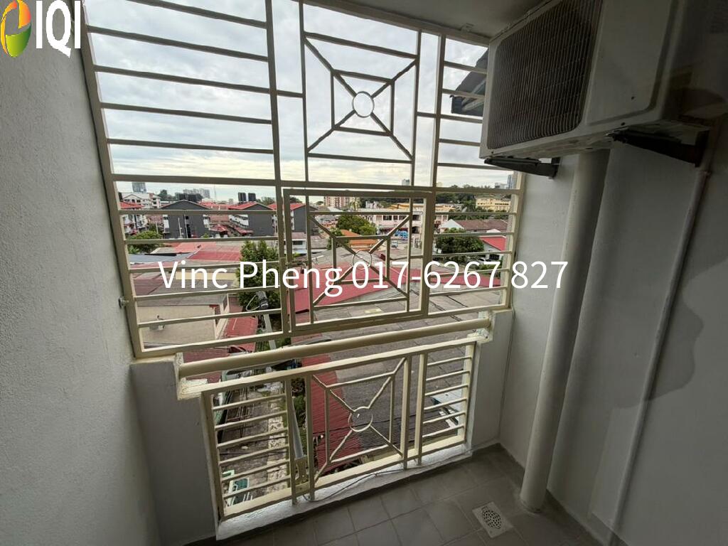 VALUE RENT Apartment with Lift @ Bandar Hilir Melaka image