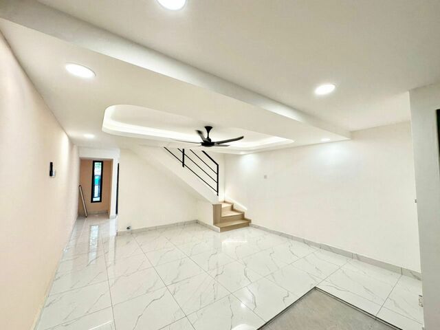 Taman Megah Ria 2 Sty Low Cost,Jalan Cenderai,Masai,Renovated