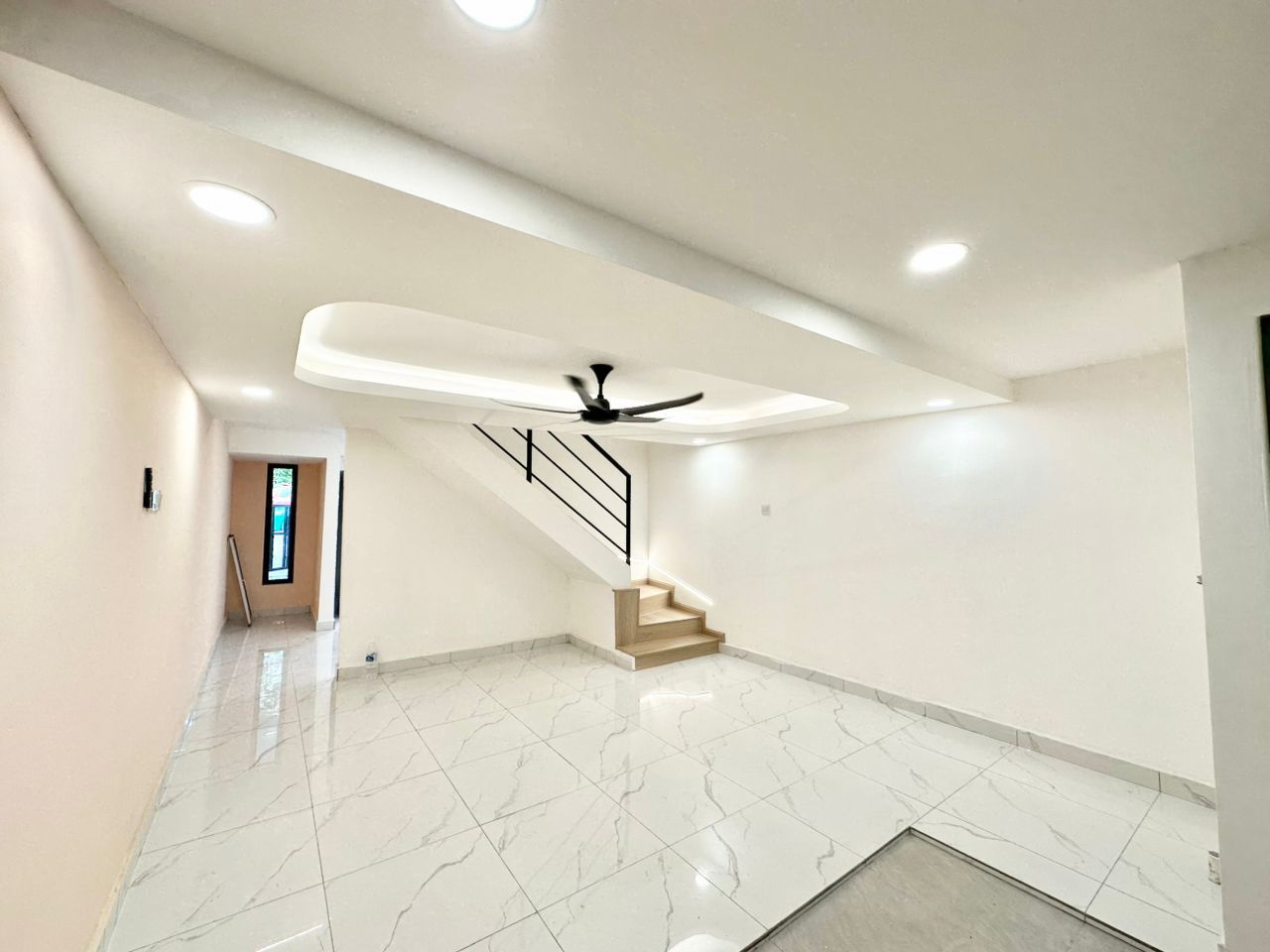 Taman Megah Ria 2 Sty Low Cost,Jalan Cenderai,Masai,Renovated image